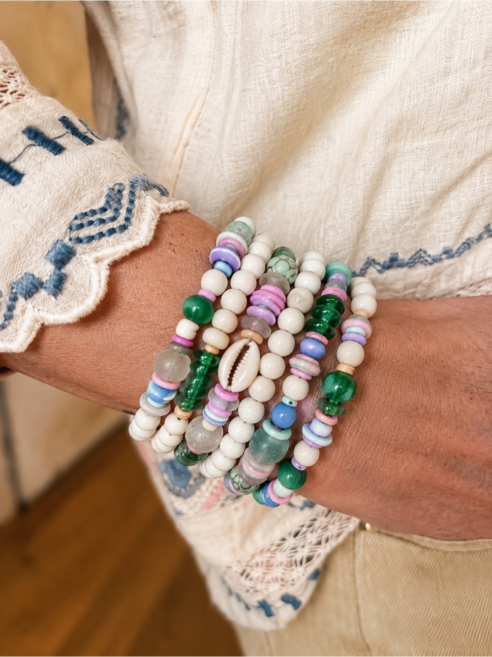 New in bag Twine & Twig bracelet stack elastic beads shell colorful Bohemian